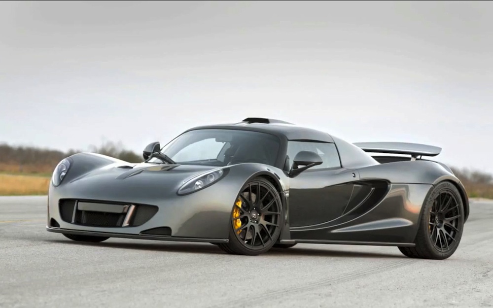 Hennessey Venom GT | The Fastest Supercar In The World | The TechReader